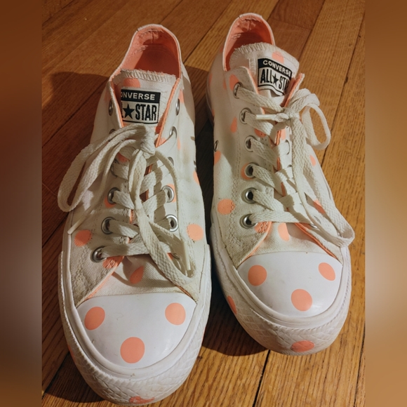 Converse Chuck Taylor All Star Low “Polka Dot” (Style Code: 560629F) - Picture 1 of 7